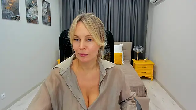 Sinty Devis online show from February 20, 2025, 5:51 pm