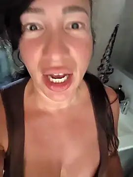 Snapshot of TheGoddessBianca chatting on September 29, 2025, 10:09 am TheGoddessBianca online show from September 29, 2025, 10:09 am