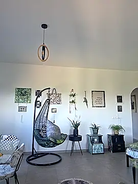 Snapshot of TheGoddessBianca chatting on March 29, 2026, 2:50 pm TheGoddessBianca online show from March 29, 2026, 2:50 pm