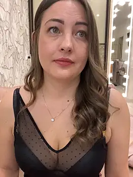 AnnaBri online show from March 18, 2025, 1:53 am