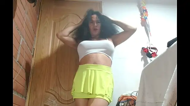 abbycrespa online show from February 1, 2026, 2:48 pm