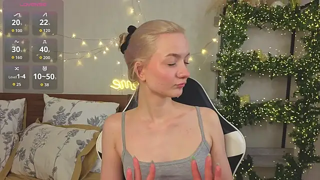 IdaValenti online show from March 14, 2026, 11:21 pm