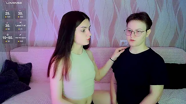  crazy baby  online show from October 26, 2025, 7:53 pm