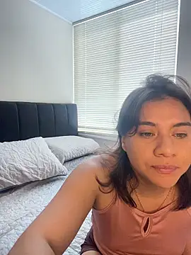 Nina-Eros1 online show from November 21, 2025, 5:00 pm