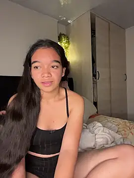 Nina-Eros1 online show from February 21, 2026, 11:39 pm