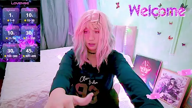 Akemilun online show from February 15, 2026, 6:59 pm