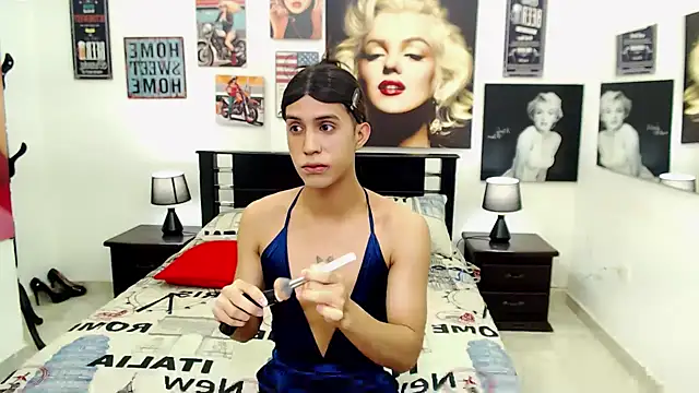 VeronicaReynolds online show from March 2, 2026, 12:01 pm