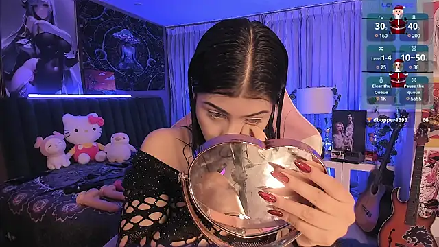 LanaKyutt online show from December 22, 2024, 2:17 am