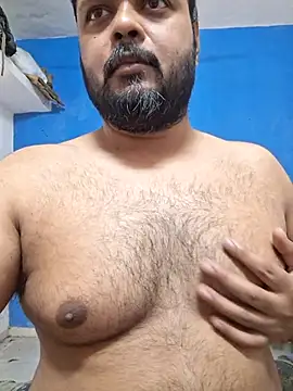 dirtybearr online show from March 18, 2025, 11:19 am