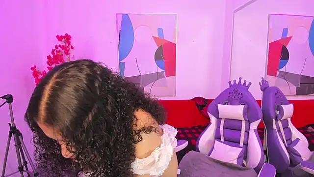 Snapshot of Alice_candace chatting on January 19, 2025, 12:17 pm Alice candace online show from January 19, 2025, 12:17 pm