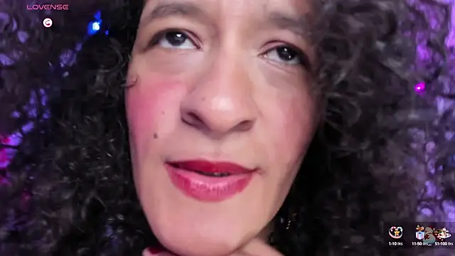 Snapshot of Alice_candace chatting on February 4, 2025, 3:26 pm Alice candace online show from February 4, 2025, 3:26 pm