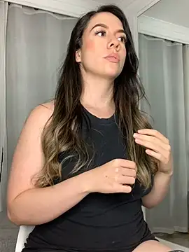 Snapshot of ImAlicee chatting on January 30, 2025, 1:11 am ImAlicee online show from January 30, 2025, 1:11 am