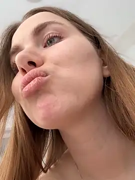 Jane Meys online show from March 19, 2025, 8:12 am