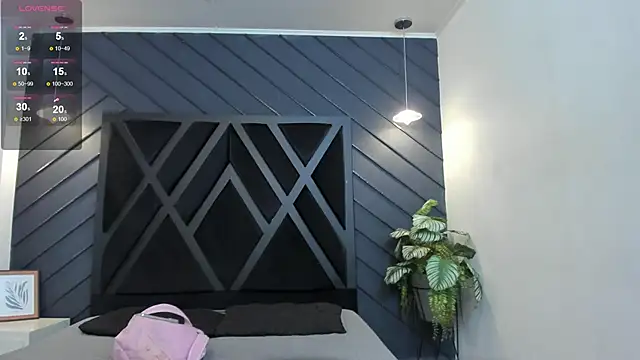 Apolo Bianco  online show from September 17, 2025, 11:17 pm