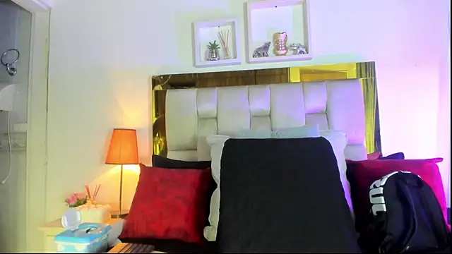 emmy r online show from September 27, 2025, 11:59 am