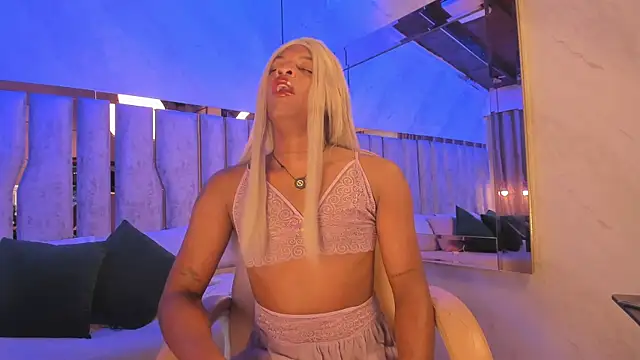 ari monet online show from November 10, 2025, 11:42 am