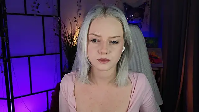 ImBonBon online show from September 22, 2025, 11:07 pm