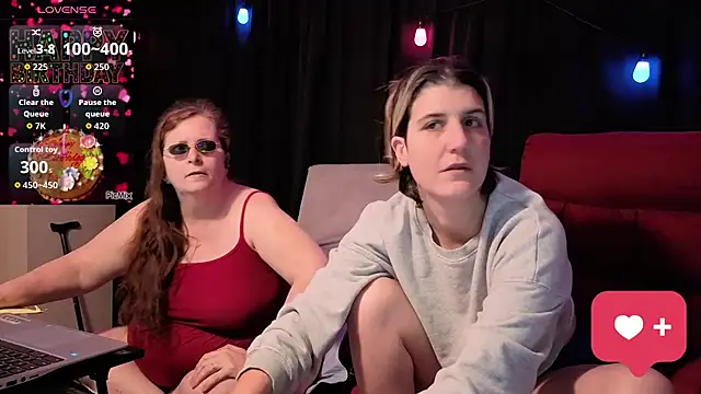 Sexy Mama-69 online show from September 26, 2025, 5:06 pm