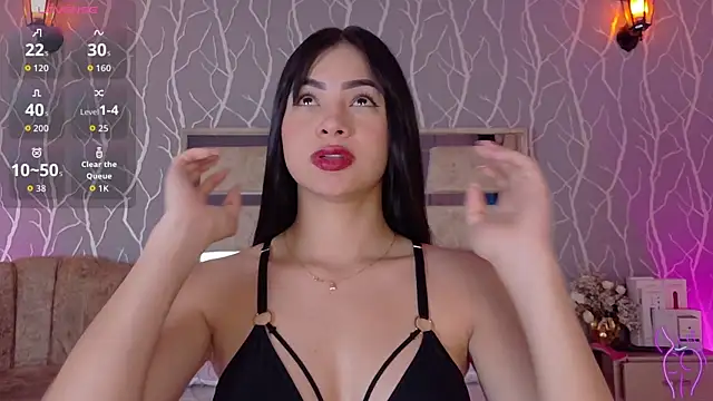 madison fox1 online show from September 21, 2025, 1:24 pm