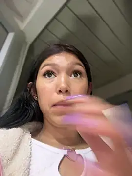 emily rosse04 online show from February 15, 2025, 11:50 am