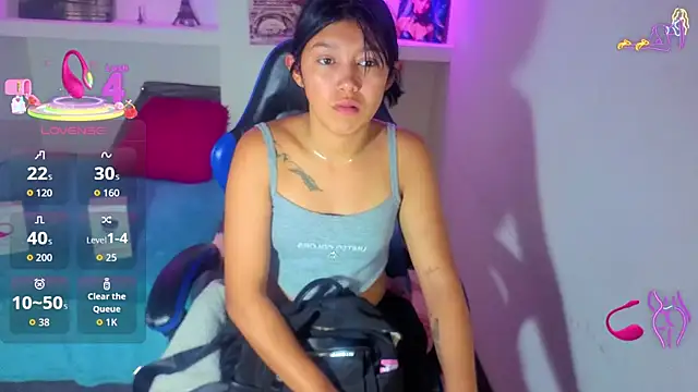 emily rosse04 online show from October 25, 2025, 11:51 am