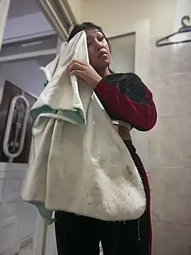 emily rosse04 online show from February 13, 2026, 10:55 am