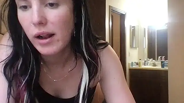 Snapshot of kittycatkendra chatting on May 17, 2026, 11:45 pm kittycatkendra online show from May 17, 2026, 11:45 pm
