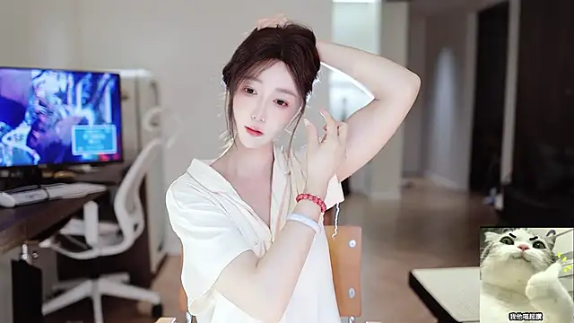 Snapshot of -Aricia- chatting on May 24, 2026, 5:18 pm -Aricia- online show from May 24, 2026, 5:18 pm