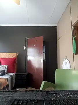 koolbend online show from April 21, 2026, 6:52 am