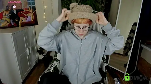 Melissa Wells online show from December 3, 2025, 8:40 pm