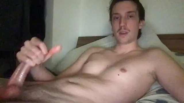 Snapshot of hungandfun05 chatting on January 13, 2026, 11:10 pm hungandfun05 online show from January 13, 2026, 11:10 pm