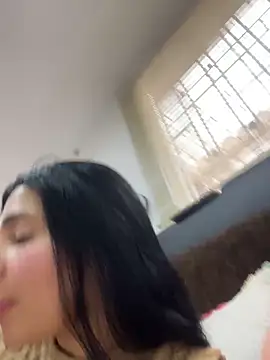 Meganmilk1 online show from April 7, 2026, 4:29 pm