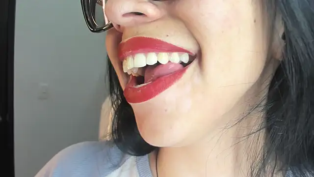 Katty mouth online show from January 5, 2026, 6:55 pm