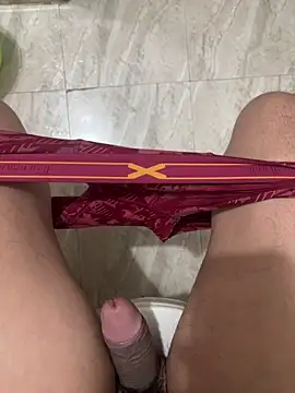 hitlar1026 online show from November 27, 2025, 4:31 pm