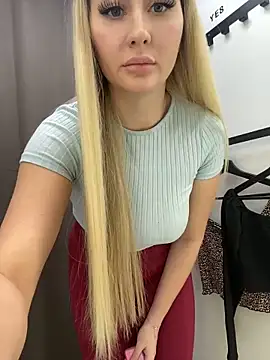 Deonta  online show from December 11, 2024, 5:15 pm