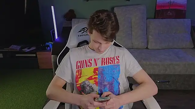 Snapshot of TeddyLiLboy chatting on March 22, 2026, 6:22 pm TeddyLiLboy online show from March 22, 2026, 6:22 pm