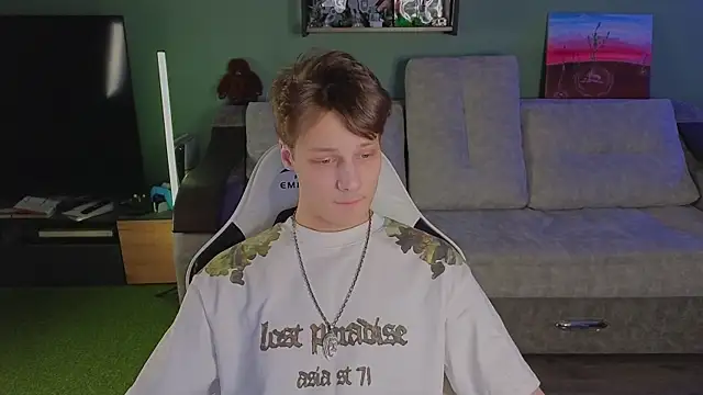 Snapshot of TeddyLiLboy chatting on April 3, 2026, 7:12 pm TeddyLiLboy online show from April 3, 2026, 7:12 pm