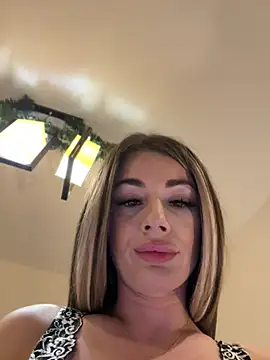 IsabellaEtthan online show from March 18, 2025, 8:48 pm