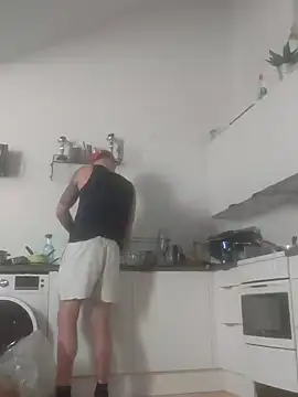 eltoulou online show from February 16, 2025, 3:05 pm