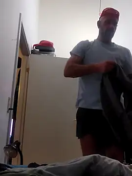 eltoulou online show from February 17, 2025, 5:10 pm