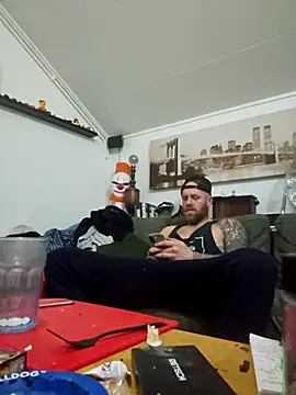 eltoulou online show from December 18, 2025, 4:02 pm