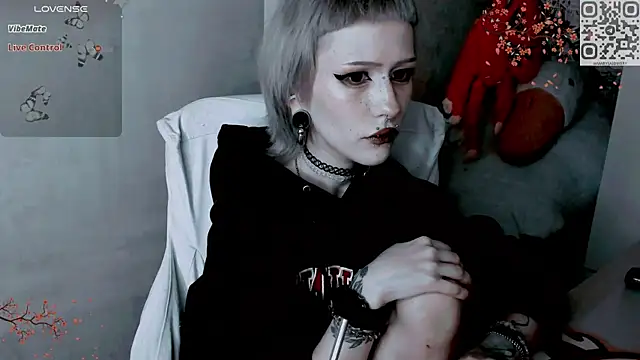 say mary online show from November 13, 2025, 4:39 pm