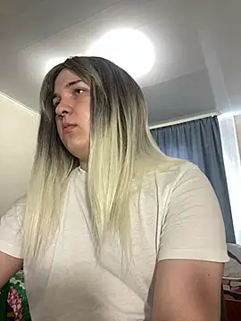 EvaMiron online show from March 25, 2026, 9:15 am