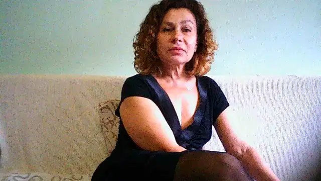 Mat Elenore online show from September 25, 2025, 7:23 am