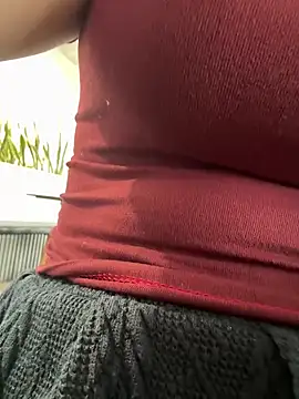 Chun Ae95 online show from March 19, 2025, 3:30 am