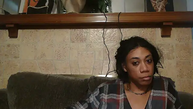 Snapshot of CaramelDipper chatting on February 19, 2026, 9:44 pm CaramelDipper online show from February 19, 2026, 9:44 pm