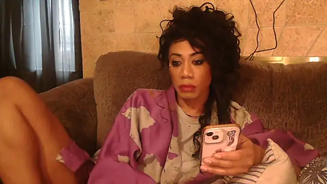 Snapshot of CaramelDipper chatting on March 7, 2026, 6:49 pm CaramelDipper online show from March 7, 2026, 6:49 pm