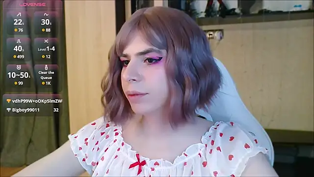 FemAlexa  online show from February 11, 2025, 5:40 pm