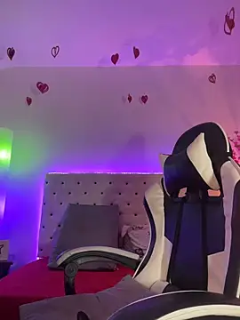 Elektra Queen online show from March 2, 2026, 1:29 pm