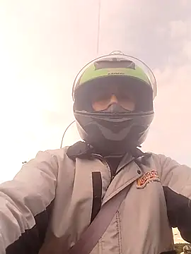 Rejy1992 online show from November 13, 2025, 10:30 pm